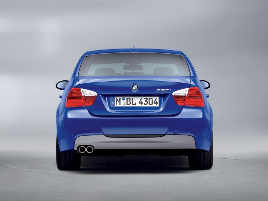  BMW 330i M Sport Package 2006 года  (фото 3 из 5)